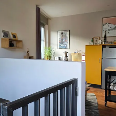 T1 Duplex Centre Gazost דירה ארגלס-גזוסט
